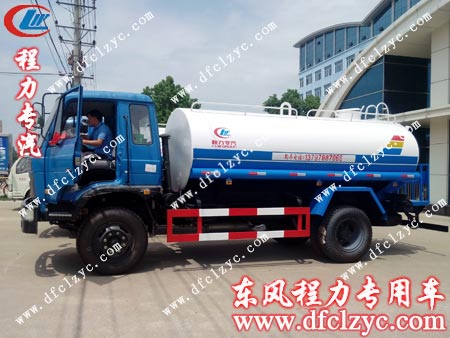 东风145洒水车