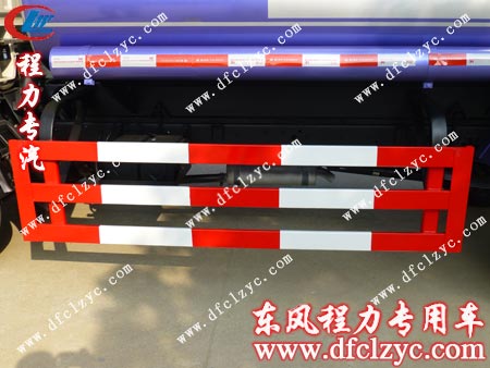 东风小霸王洒水车