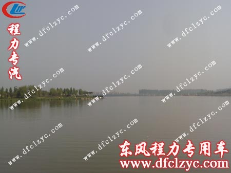 新乡人工湖清晨的美景 新乡人工湖清晨的美景