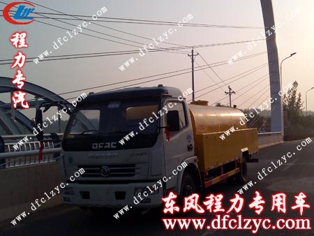 高压清洗车途径新乡人工湖公园 高压清洗车途径新乡人工湖公园