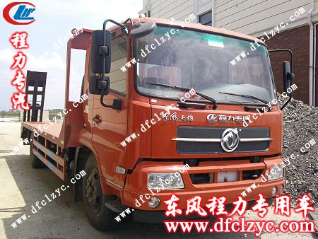 东风天锦平板运输车达到用户所在地 东风天锦平板运输车达到用户所在地