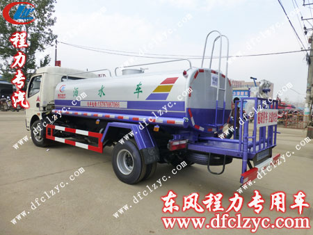 常规色东风多利卡洒水车罐体 常规色东风多利卡洒水车罐体