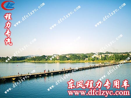 东风多利卡洒水车到达江西赣州