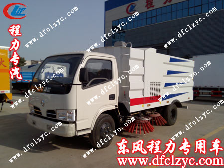 东风福瑞卡扫路车
