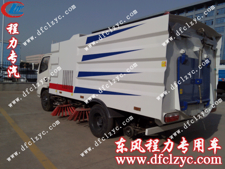 湖北程力集团东风小多利卡扫路车