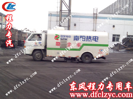 客户验收湖北程力江铃纯吸式扫路车 客户验收湖北程力江铃纯吸式扫路车
