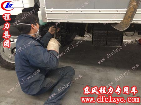 五十铃易燃气体运输车箱体固定 五十铃易燃气体运输车箱体固定