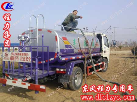 湖北程力东风小多利卡洒水车到达用户所在地 湖北程力东风小多利卡洒水车到达用户所在地