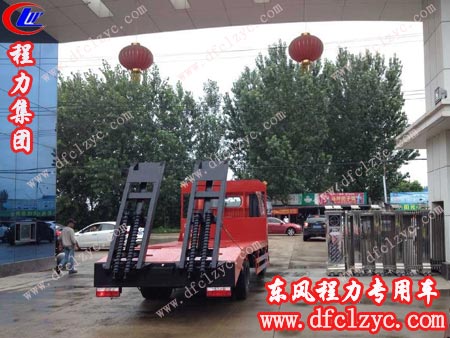 东风福瑞卡平板运输车参数介绍 东风福瑞卡平板运输车参数介绍