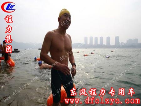 上述图为第一名袁军