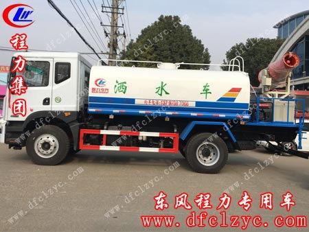 上图为湖北程力东风D9喷雾车