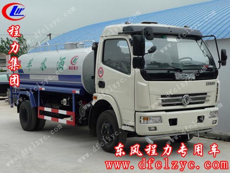 湖北程力东风小多利卡洒水车