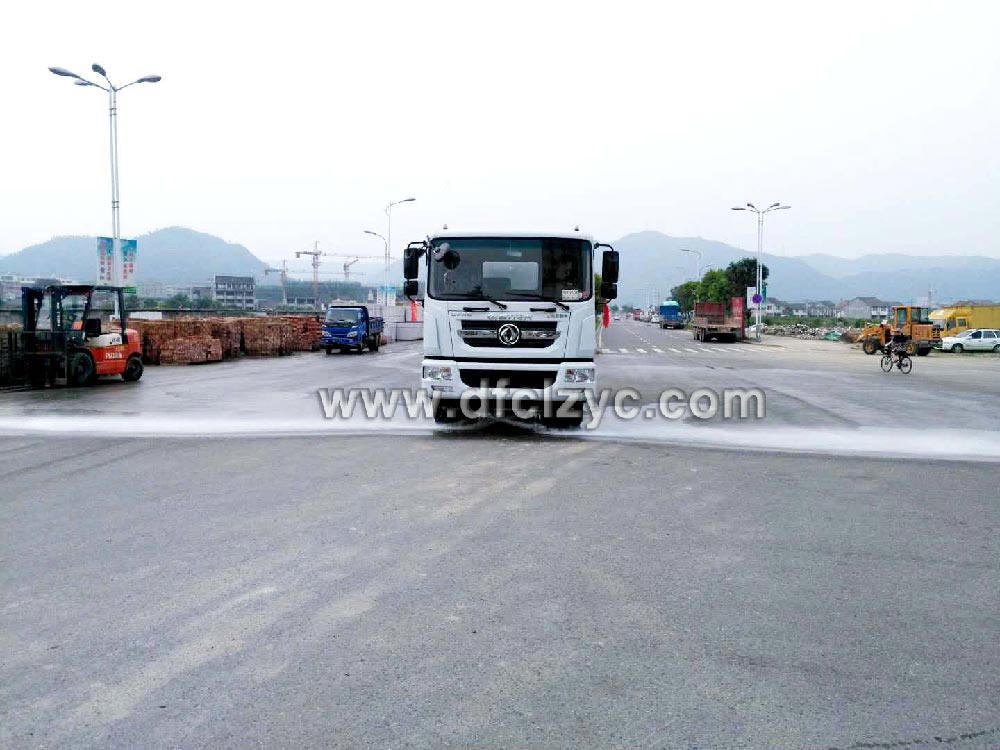 湖北程力專用汽車有限公司灑水車
