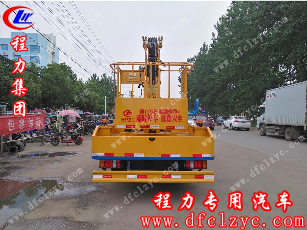 江铃双排高空作业车（国五）外观后视图