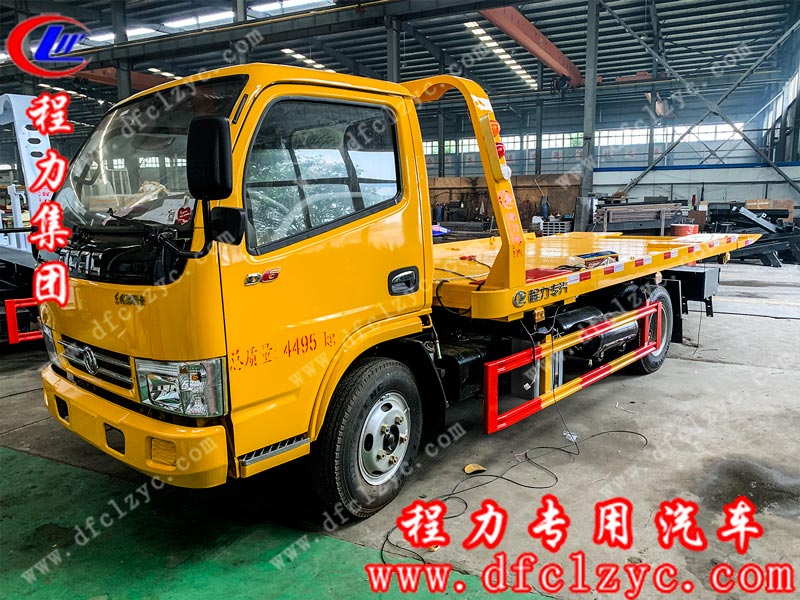 程力集团制造加工的东风大多利卡清障车