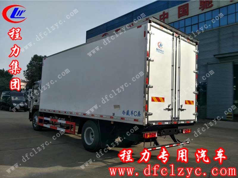 湖北程力专用汽车有限公司生产的国五福田欧马可S5冷藏车