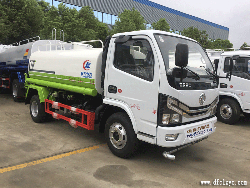 程力集团国六东风小多利卡5方洒水车