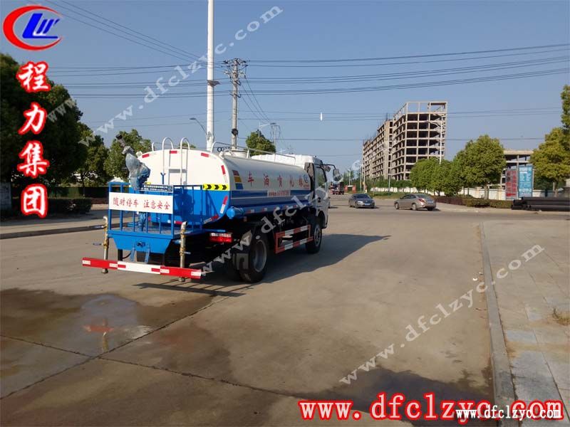 程力集团国五福瑞卡多功能绿化洒水车