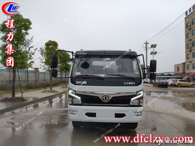 程力集团东风福瑞卡多功能绿化洒水车