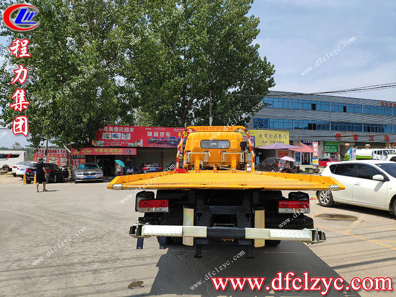 程力集团东风D8清障车