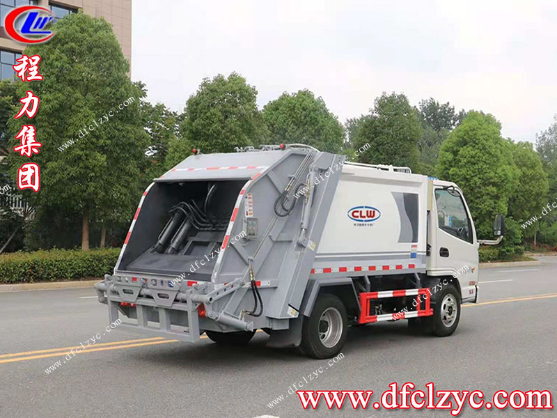 程力集团凯马蓝牌压缩垃圾车