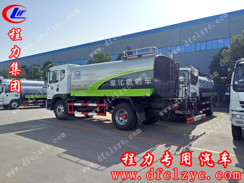 湖北程力专用汽车有限公司东风D9洒水车
